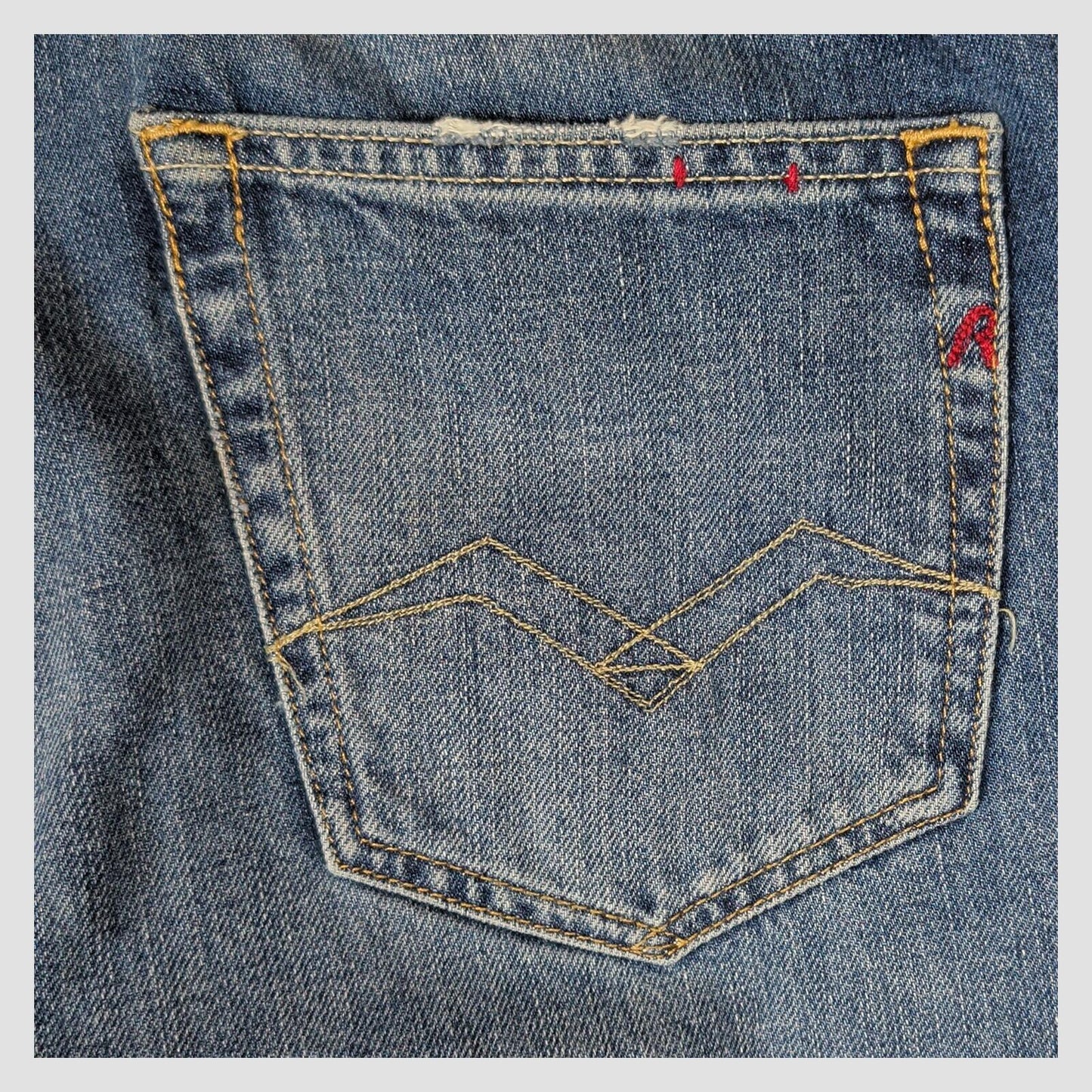 replay grover mens medium blue straight fit premium denim jeans size w30 l30 by Replay – JEANS | RewearableUK
