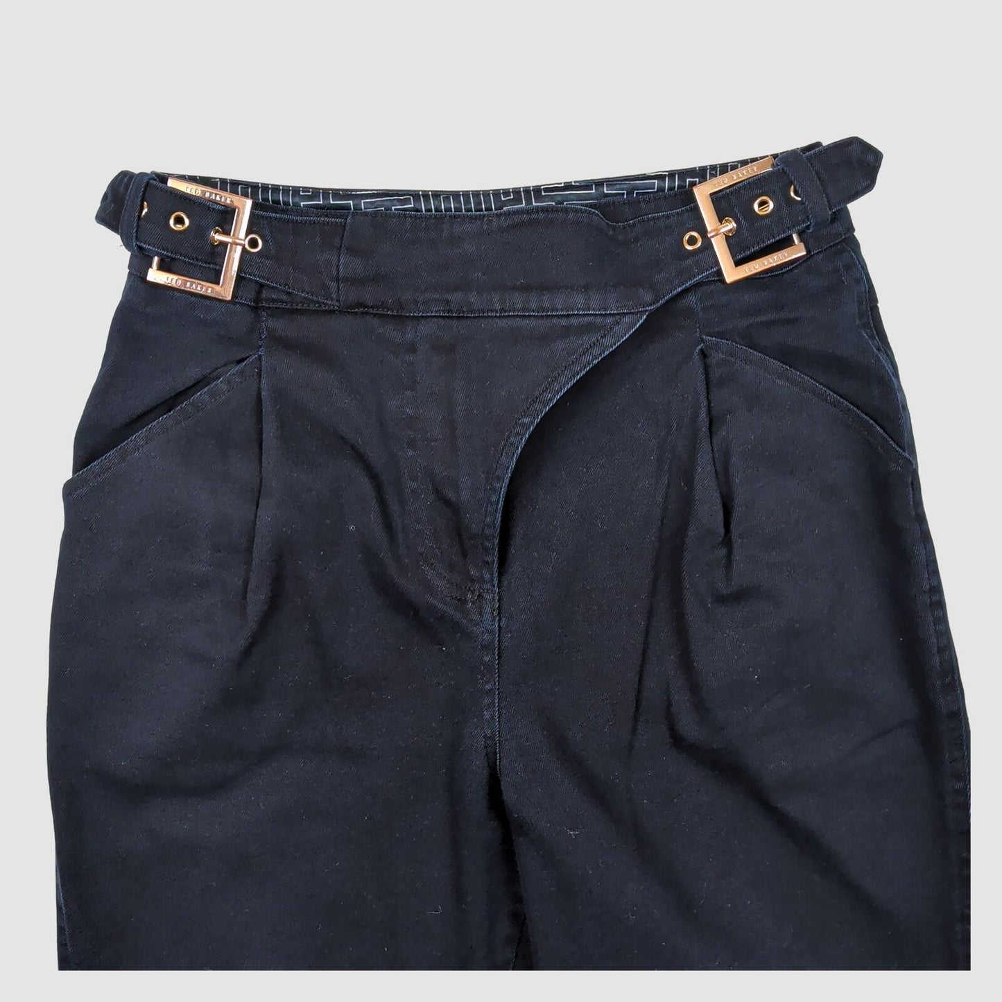 Ted Baker London Womens Black Pleated Cotton Tapered Cropped Trousers Size 1 by Ted Baker – | RewearableUK