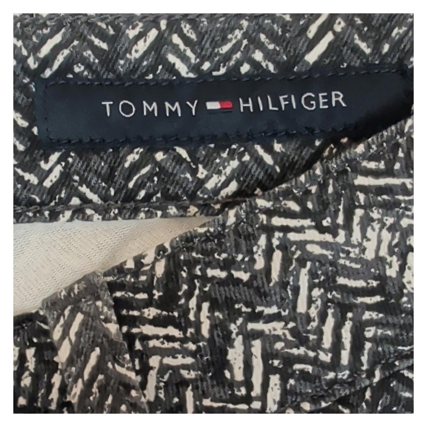 Tommy Hilfiger Mens Rome 28/30 Black White Herringbone Regular Fit Trousers by Tommy Hilfiger – | RewearableUK