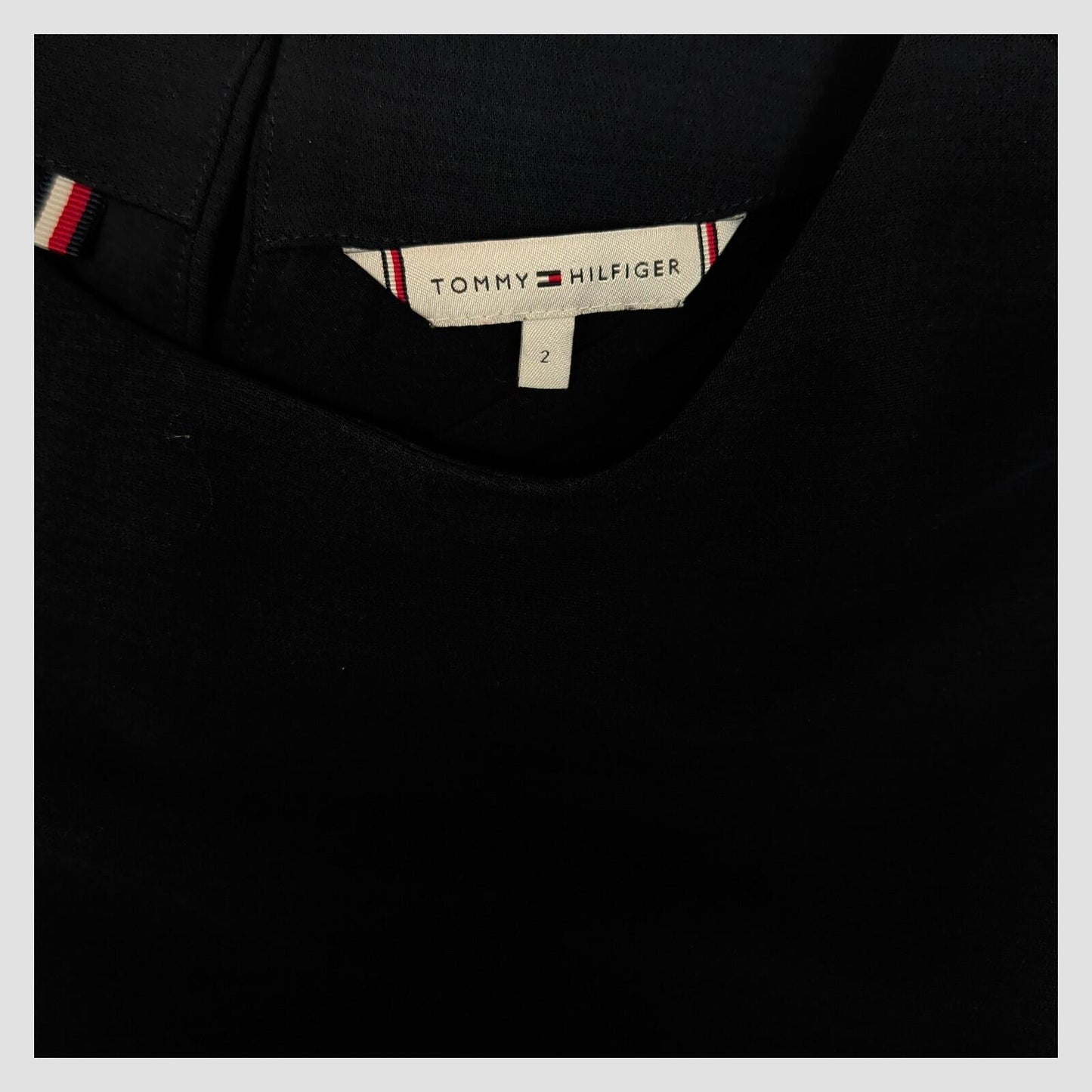Tommy Hilfiger Navy Shift Dress Size 2 Short Sleeve Side Stripe Knee Length by Tommy Hilfiger – DRESSING | RewearableUK