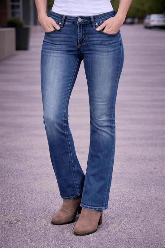 Tommy Hilfiger Straight Leg Stretch Jeans Women's 10 R by Tommy Hilfiger – JEANS | RewearableUK