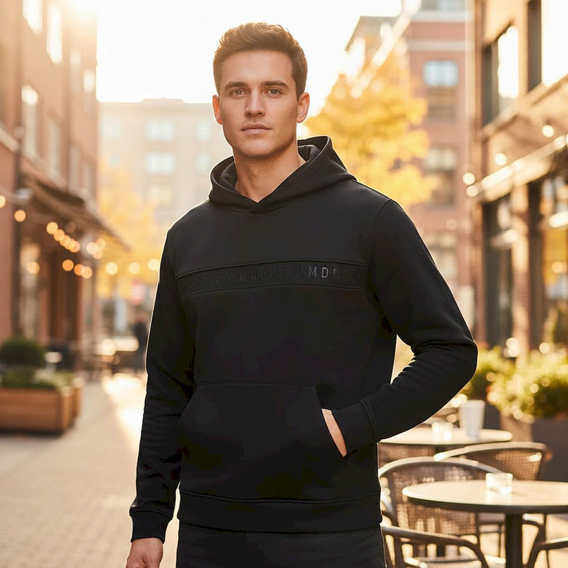 Under Armour Men's Pullover Hoodie in Black | Size M by Under Armour – Sweater & Hoodie | RewearableUK