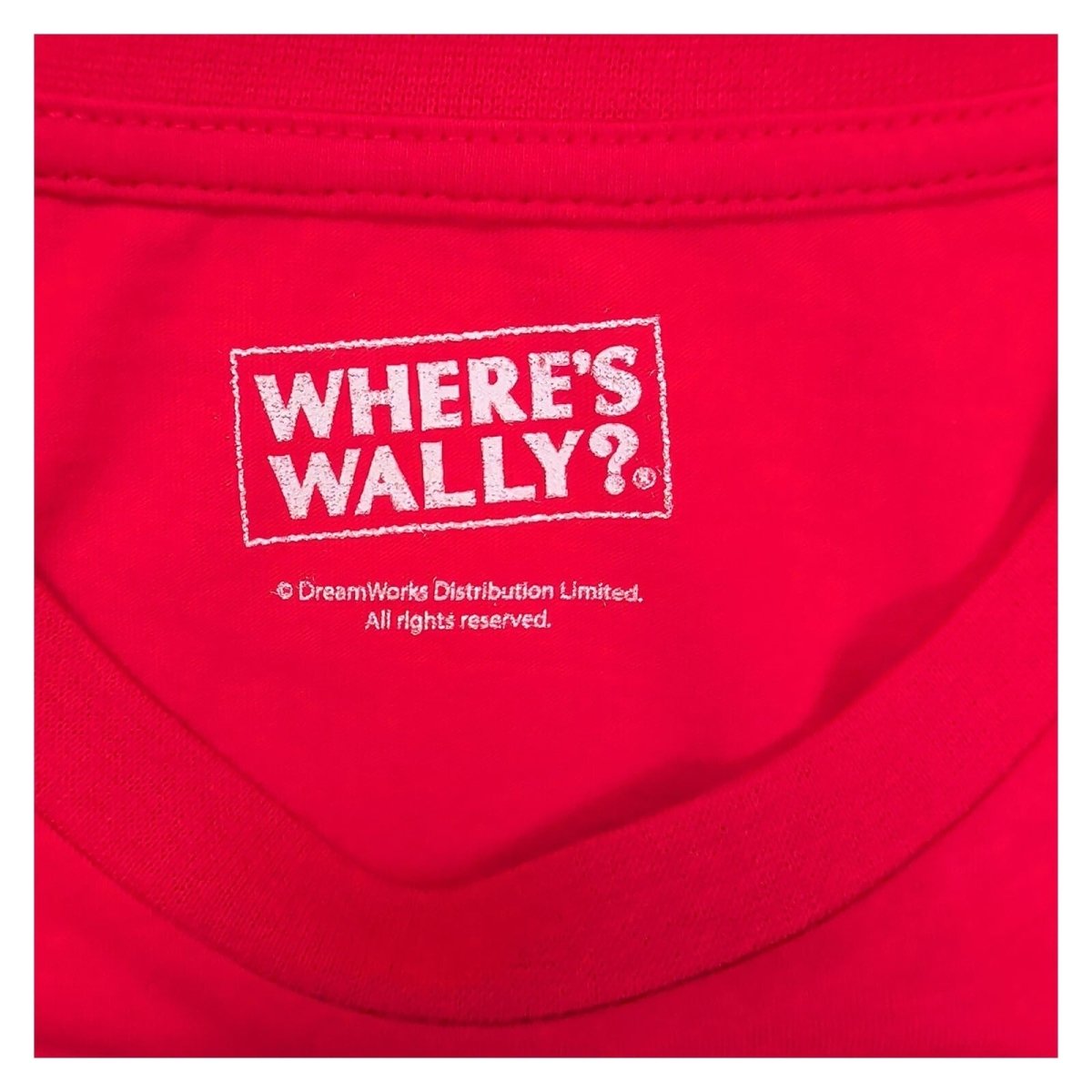 Where's Wally? Unisex T-Shirt large Red Merry Christmas Graphic – product photo 4 | RewearableUK
