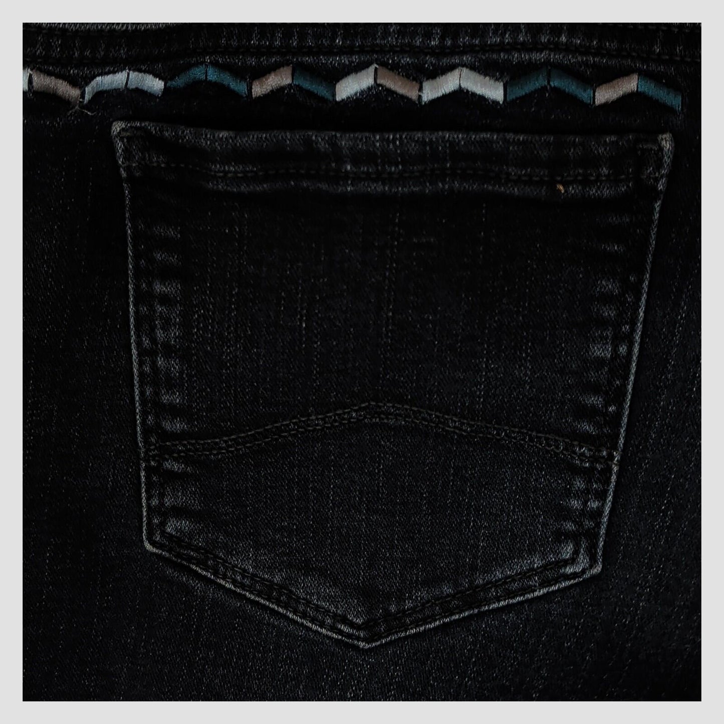 womens emporio armani ea logo mid rise skinny fit black denim jeans sz w 29 by Armani – JEANS | RewearableUK