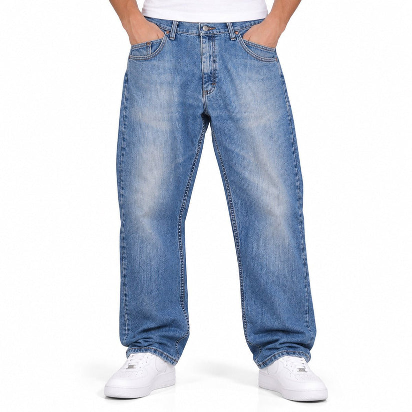Wrangler Men's Jeans W32 L30 Light Blue Faded Straight Leg Stretch Denim – Jeans product photo 1 | RewearableUK
